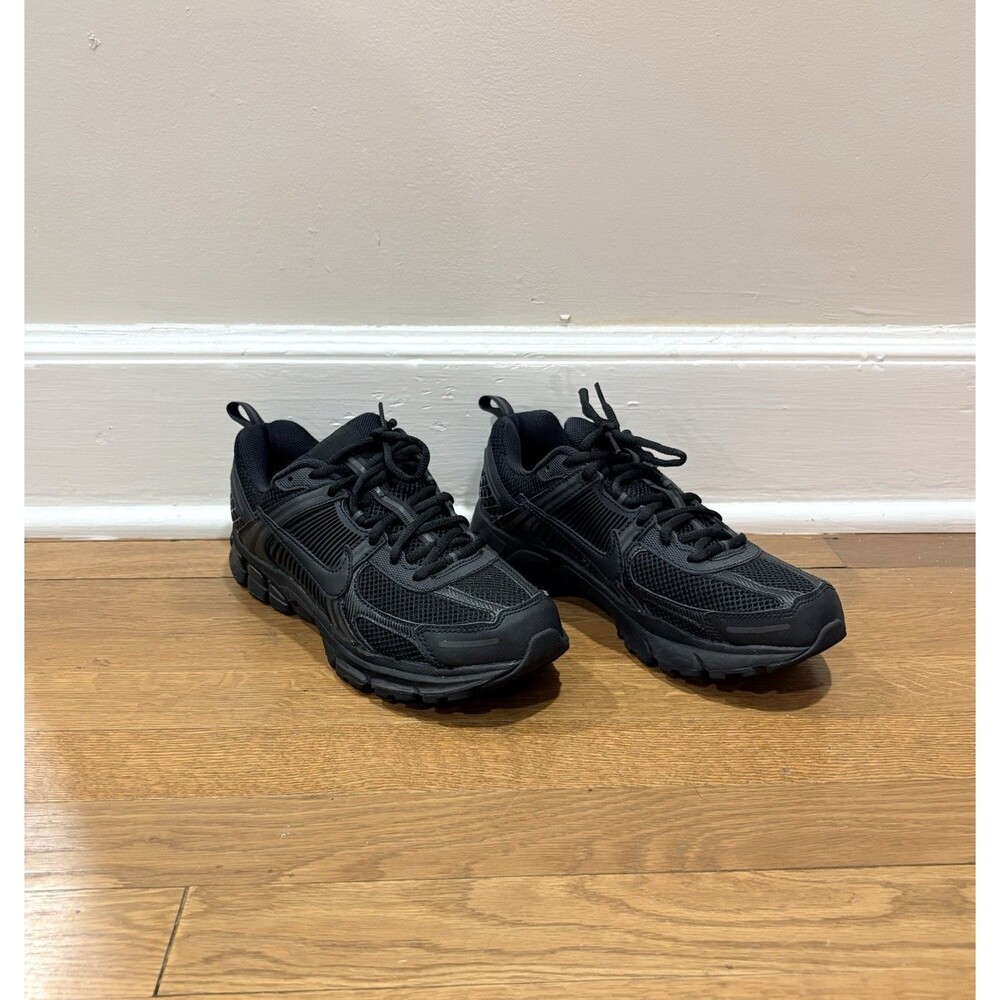 Nike Vomero 5 Triple Black Noir HF6998 001 Size 7 Youth EUR 40 Athleisure Sports